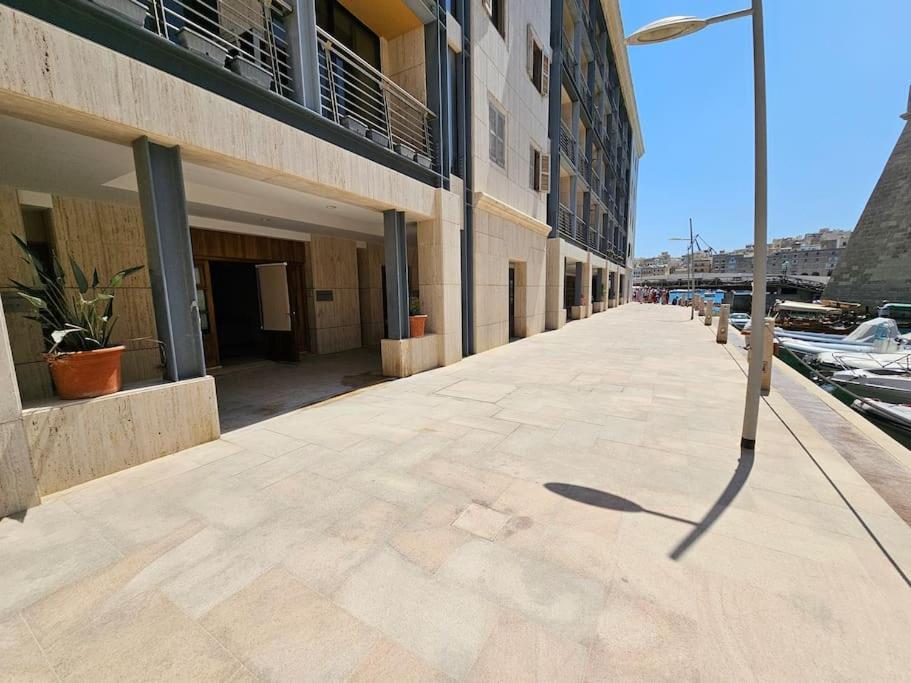 Unique Apartment And Location Birgu Bagian luar foto